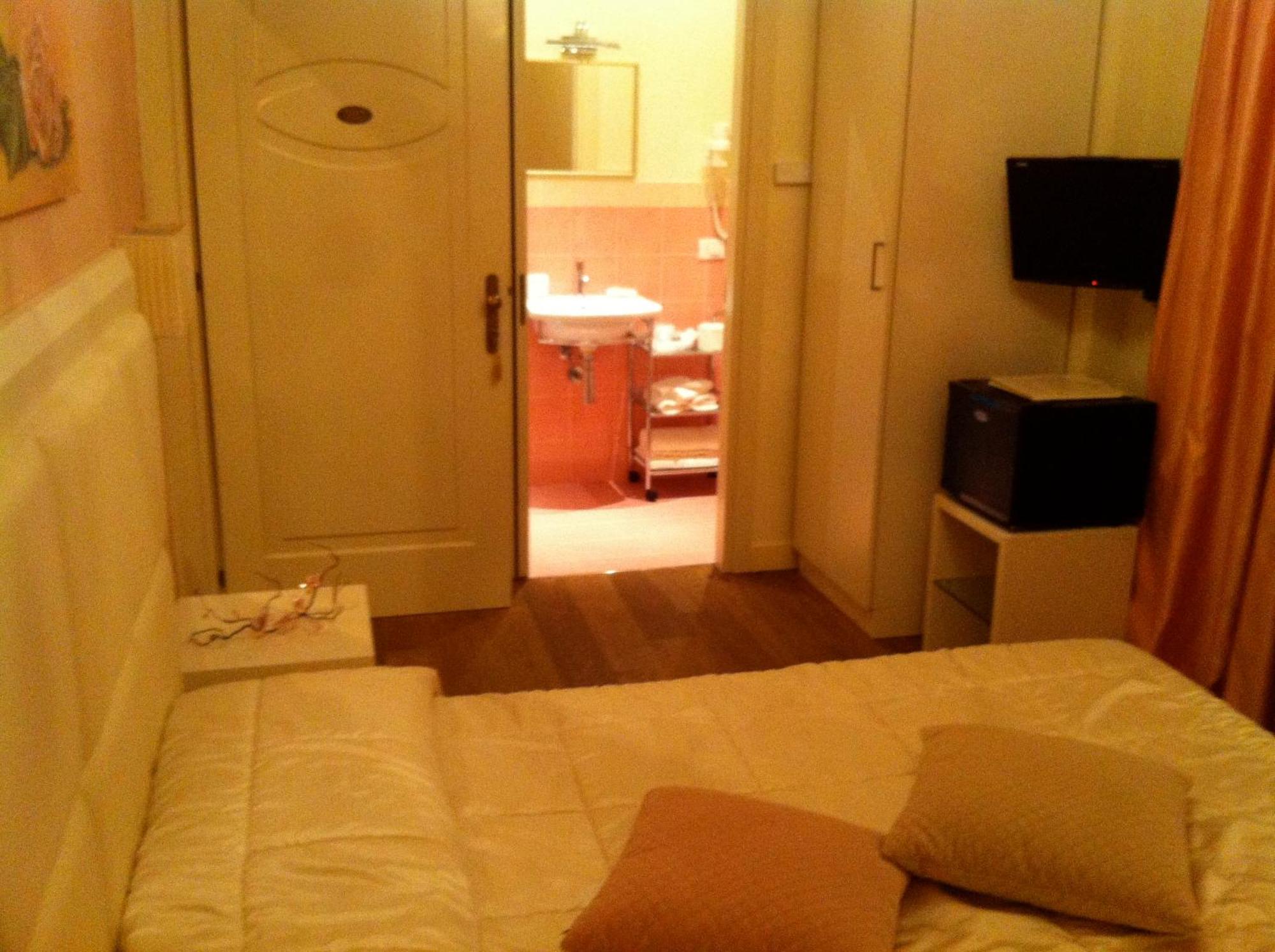 Oro Rosso Hotel Ristorante Montefalco Exterior photo