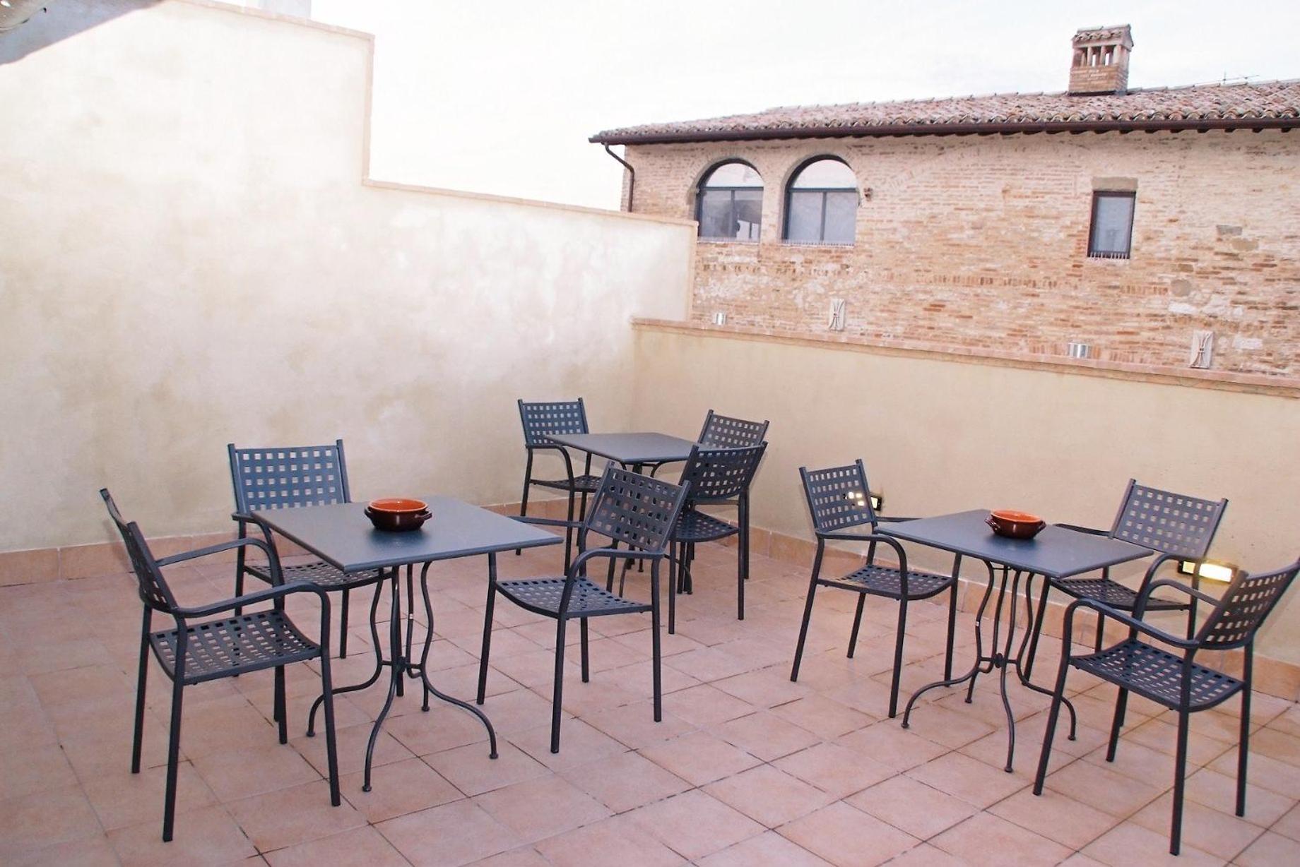 Oro Rosso Hotel Ristorante Montefalco Exterior photo
